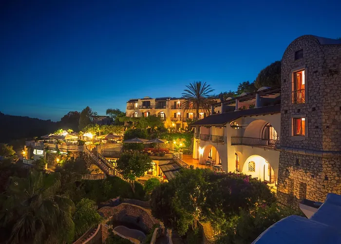 Grand Le RocceAlbergo